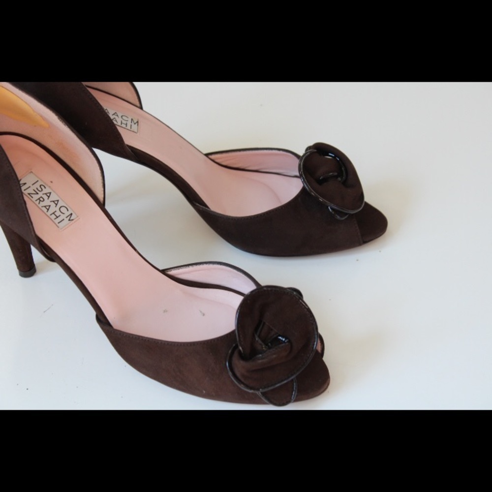Isaac Mizrahi d’Orsay pumps - Picture 10 of 12